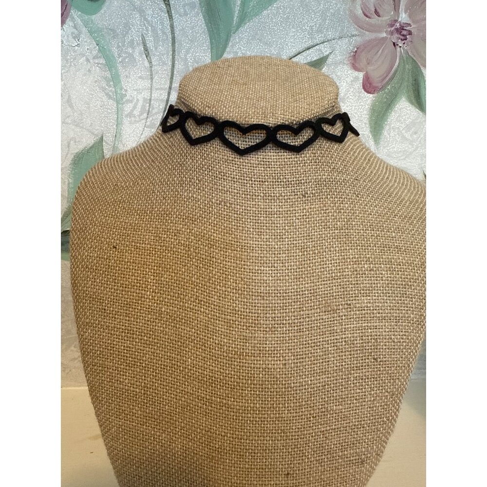 Black Heart Choker Necklace Adjustable Fashion Statement Jewelry Women & Teens